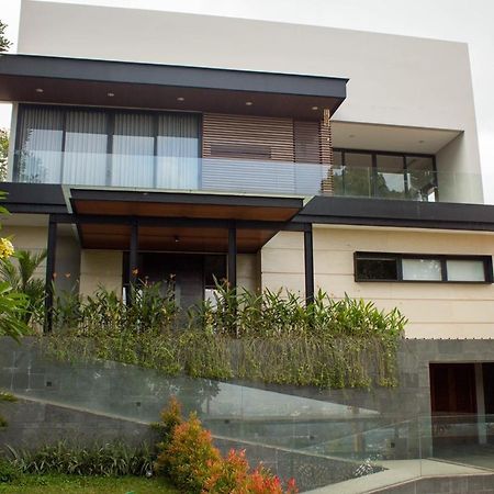 Villa Dago Pakar Bandung Esterno foto