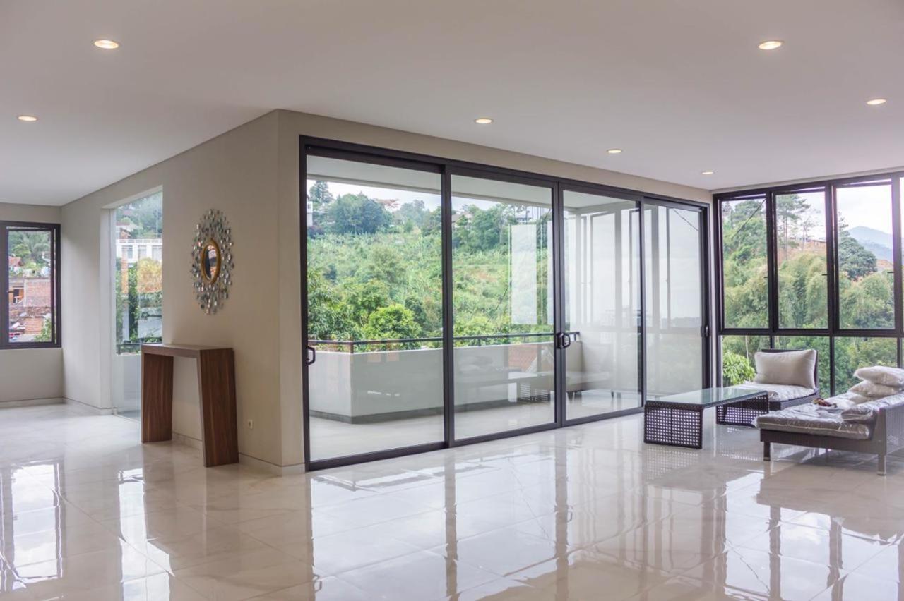 Villa Dago Pakar Bandung Esterno foto